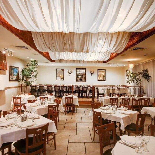 Elounda - Restaurant Méditerranéenne à Ville Saint-Laurent, Montréal