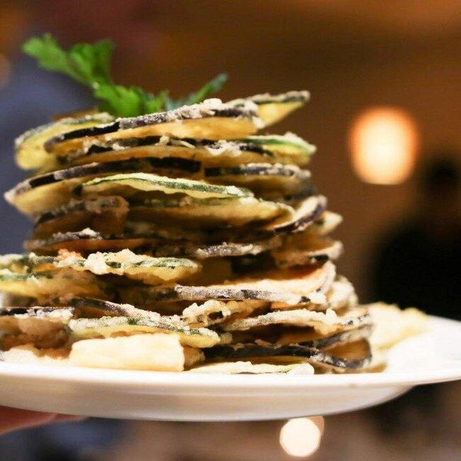 Elounda - Restaurant Méditerranéenne à Ville Saint-Laurent, Montréal