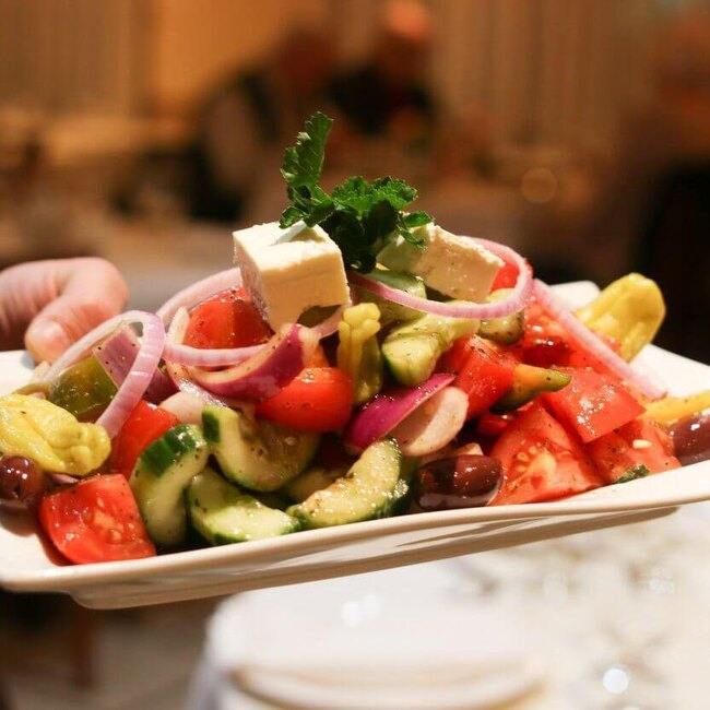 Elounda - Restaurant Méditerranéenne à Ville Saint-Laurent, Montréal