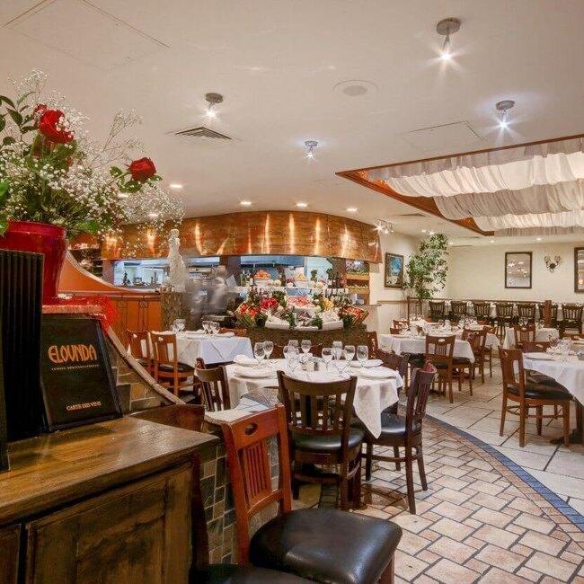 Elounda - Restaurant Méditerranéenne à Ville Saint-Laurent, Montréal