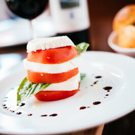 Enoteca Monza Pizzeria Moderna RestoMontreal.ca