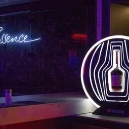 Essence Club RestoMontreal.ca