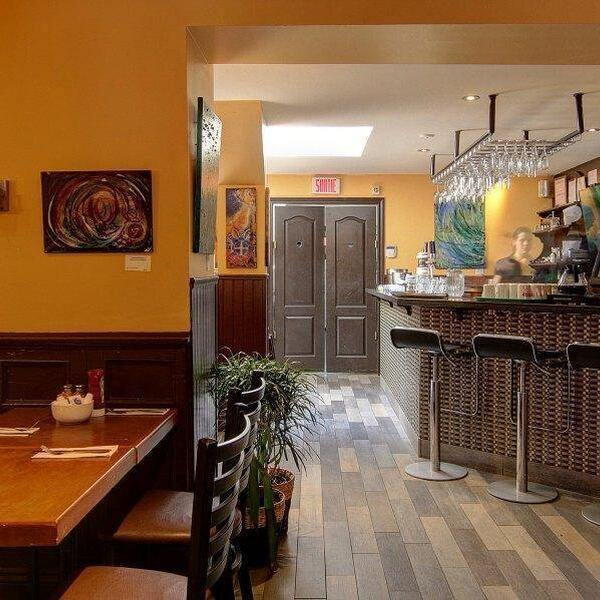 L'Évidence - Restaurant Déjeuner à Le Plateau-Mont-Royal, Montréal