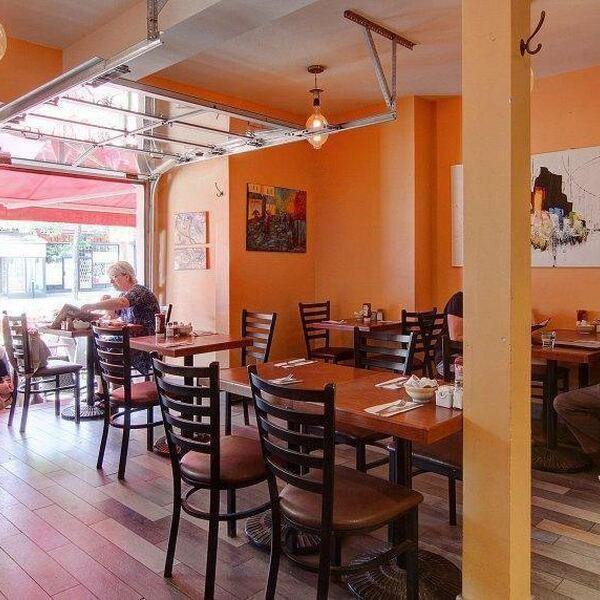 L'Évidence - Restaurant Déjeuner à Le Plateau-Mont-Royal, Montréal