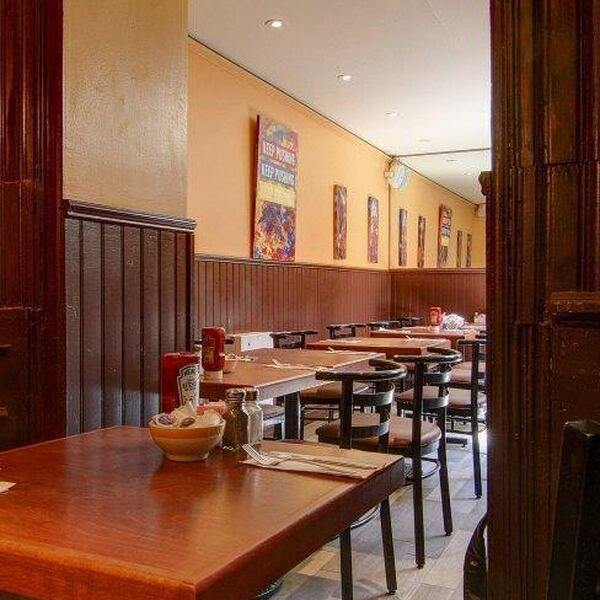 L'Évidence - Restaurant Déjeuner à Le Plateau-Mont-Royal, Montréal