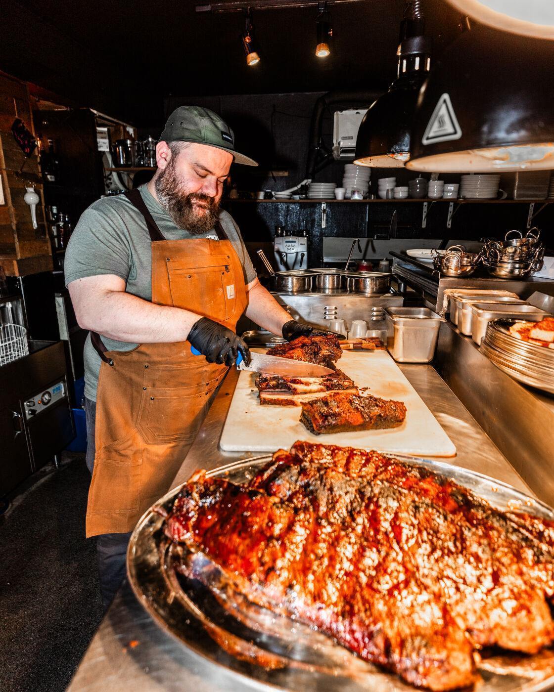 Faite à l'os - Restaurant BBQ à Vieux-Québec, Québec
