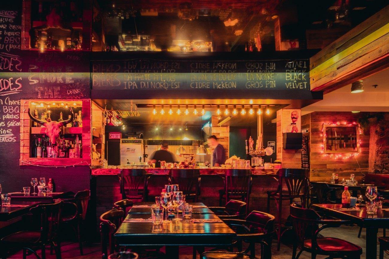 Faite à l'os - Restaurant BBQ à Vieux-Québec, Québec