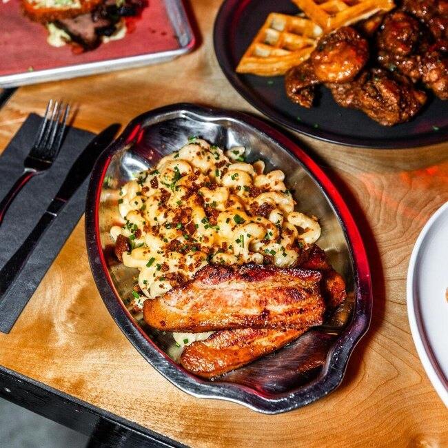 Faite à l'os - Restaurant BBQ à Vieux-Québec, Québec