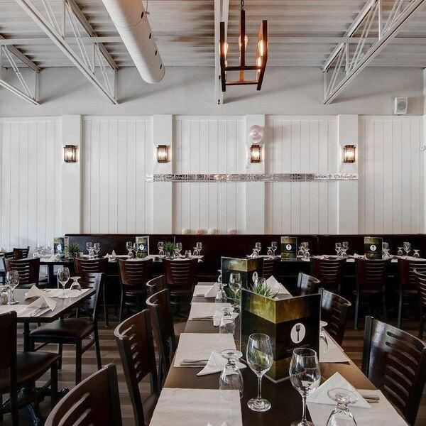 Fourchette Antillaise - Restaurant Créole à Ahuntsic-Cartierville, Montréal