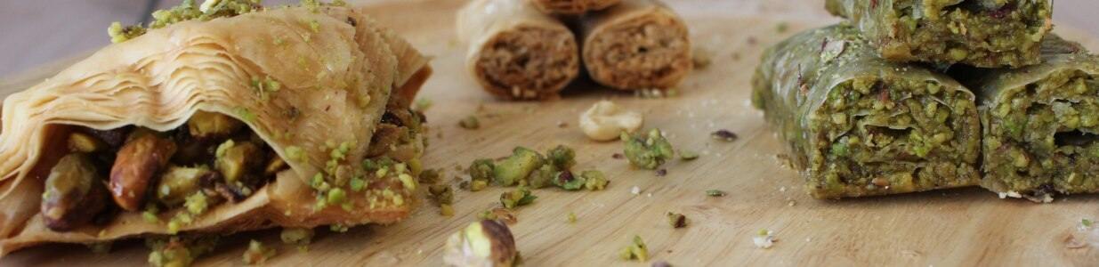 Fustoki Pâtisserie Cover Image