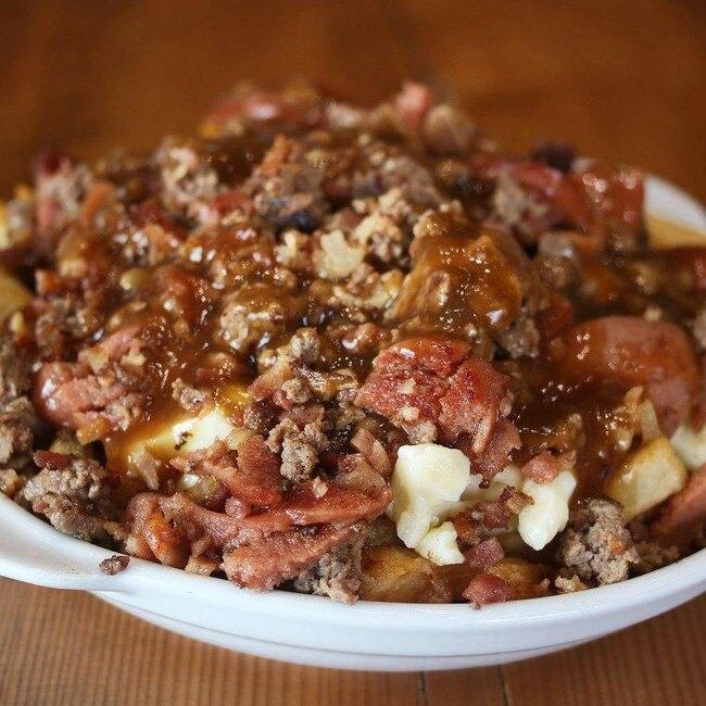 Gerry's Delicatessen - Restaurant Smoked Meat à Mercier-Hochelaga-Maisonneuve, Montréal