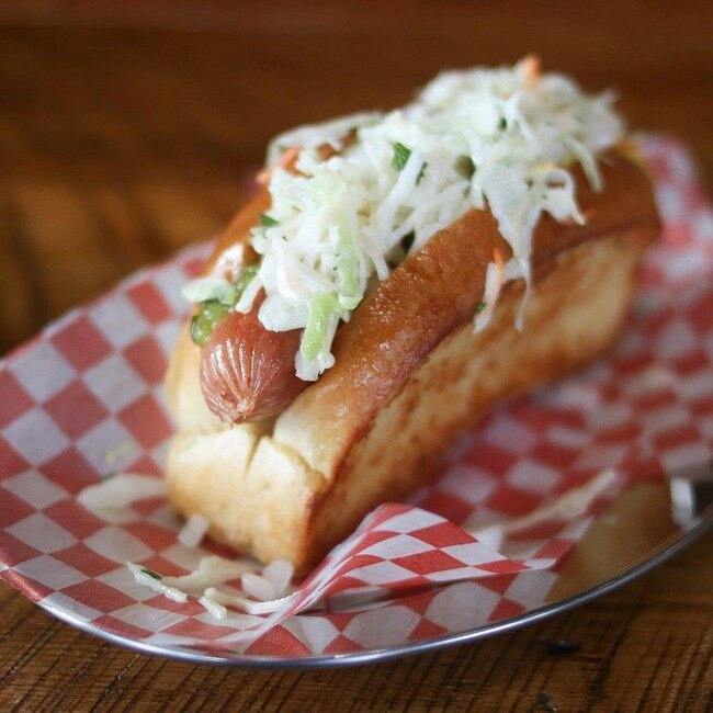 Gerry's Delicatessen - Restaurant Smoked Meat à Mercier-Hochelaga-Maisonneuve, Montréal