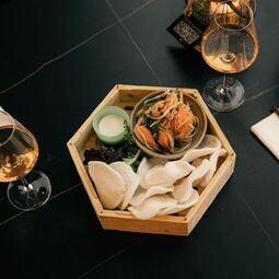 Gon Bui Restaurant Bar RestoMontreal.ca