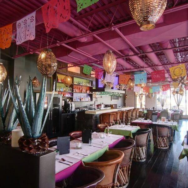 Guacamole y Tequila - Mexican Restaurant in Sherbrooke