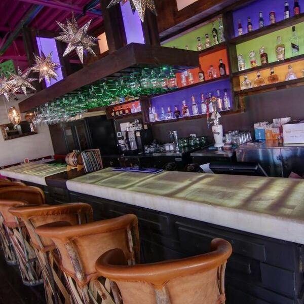 Guacamole y Tequila - Mexican Restaurant in Sherbrooke