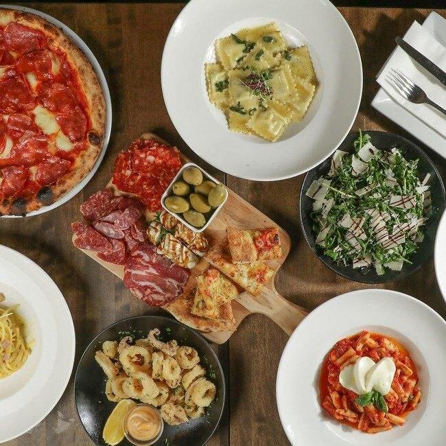 Pizzeria Gusto Restaurant Montreal, QC