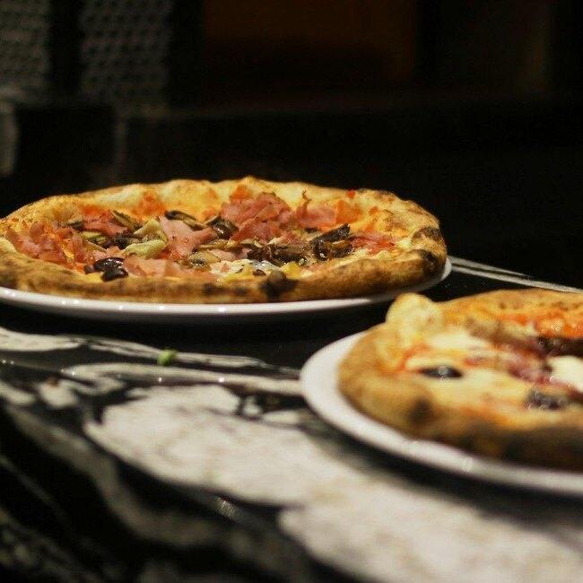 Pizzeria Gusto - Restaurant Cuisine Italienne - St-Léonard, Montréal