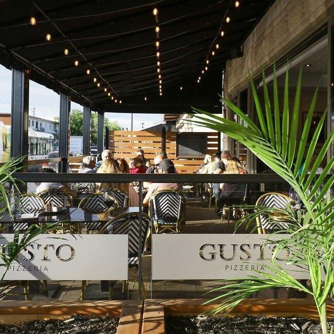 Pizzeria Gusto - Restaurant Cuisine Italienne - St-Léonard, Montréal