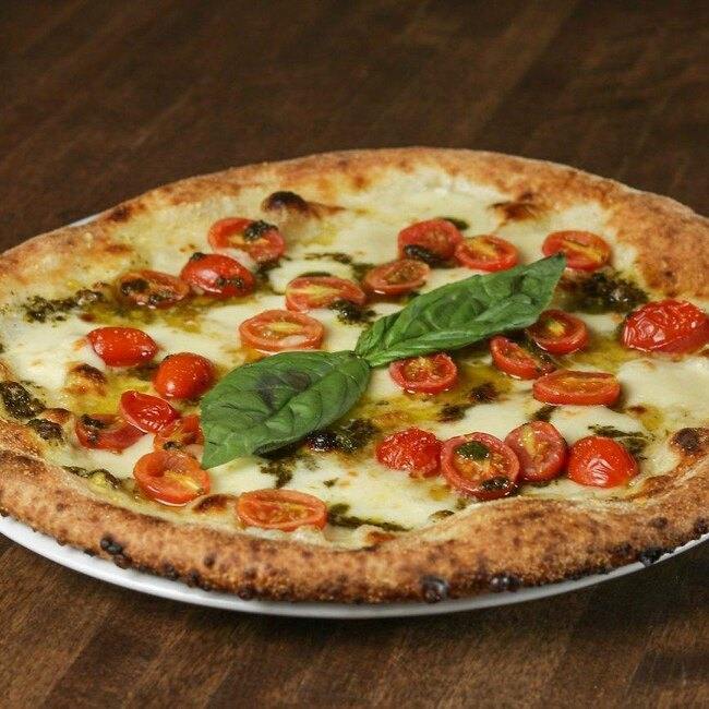 Pizzeria Gusto - Restaurant Cuisine Italienne - St-Léonard, Montréal