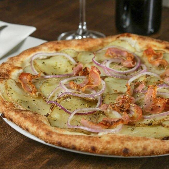Pizzeria Gusto - Restaurant Cuisine Italienne - St-Léonard, Montréal