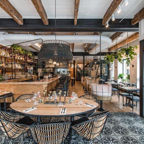 India Rosa Plateau Restaurant