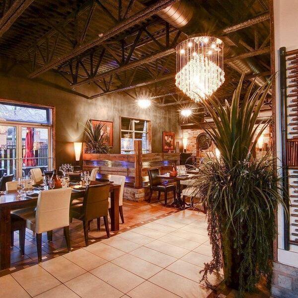 Isola Bella - Cuisine Évolutive - 3437, boul. de la Piniere, Terrebonne  - (450) 326-1377
