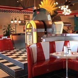 Photo 10 - Jukebox Burgers RestoMontreal.ca