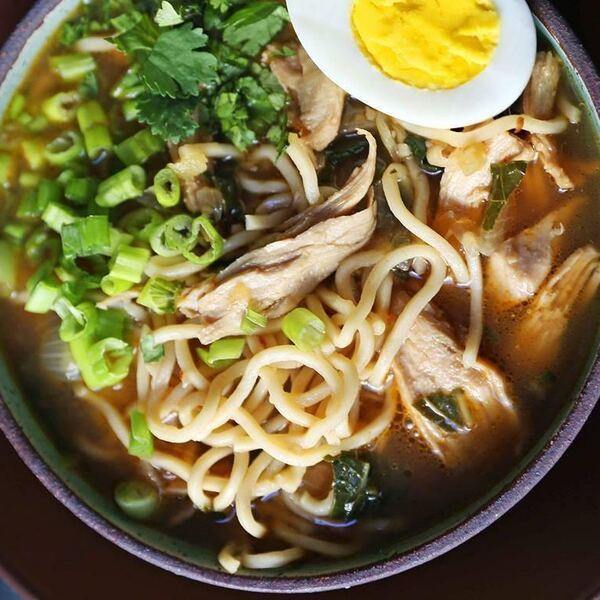 KÒI Noodle Bar - Restaurant Japonaise à Chomedey, Laval
