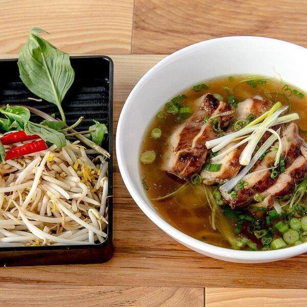 KÒI Noodle Bar - Restaurant Japonaise à Chomedey, Laval