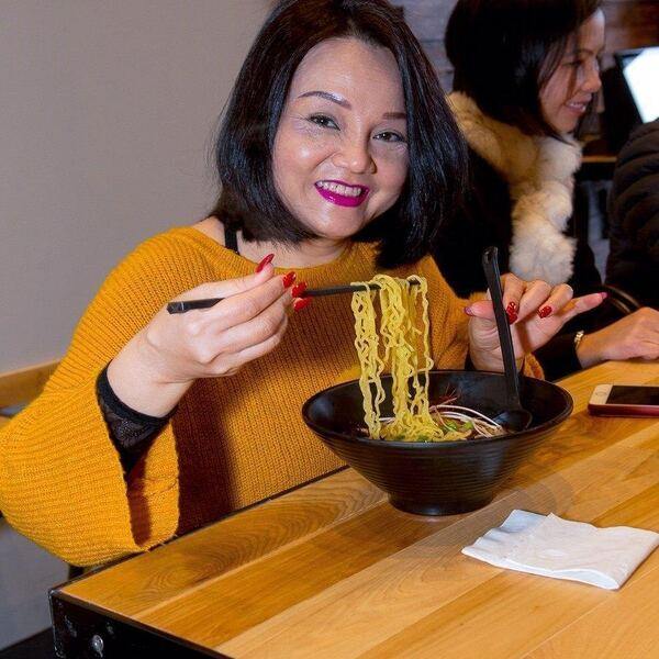 KÒI Noodle Bar - Restaurant Japonaise à Chomedey, Laval