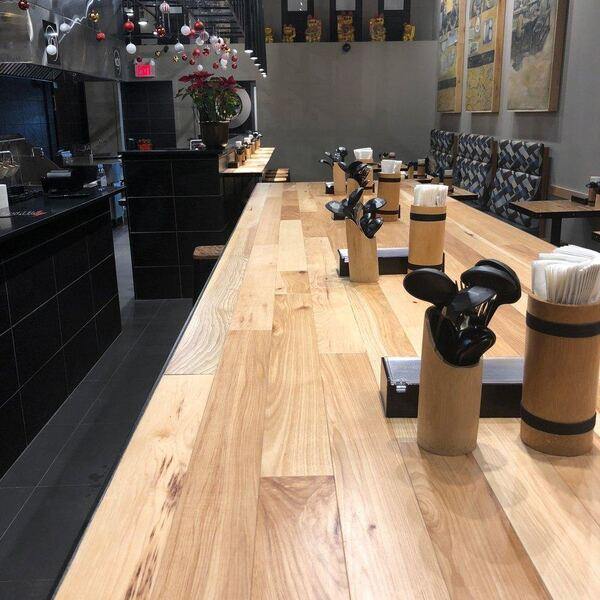 KÒI Noodle Bar - Restaurant Japonaise à Chomedey, Laval