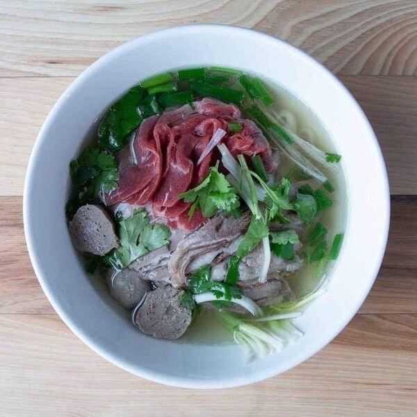 KÒI Noodle Bar - Restaurant Japonaise à Chomedey, Laval
