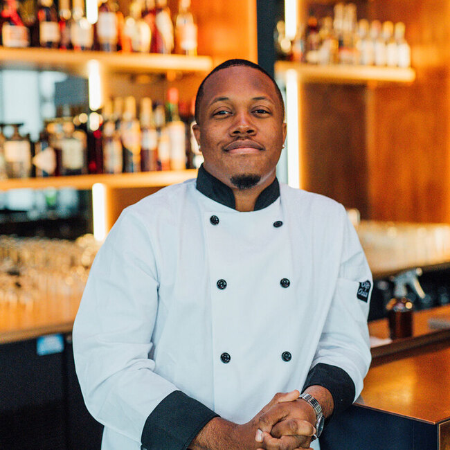 Kwizinn restaurant cuisine caribéenne dans Vieux-Montréal