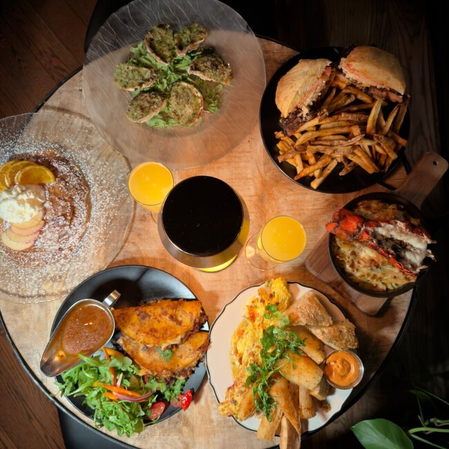 Kwizinn restaurant cuisine caribéenne dans Vieux-Montréal