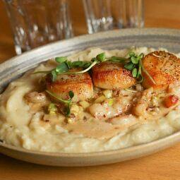 La Belle et La Barbe - Bistro Urbain RestoMontreal.ca