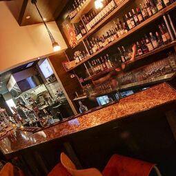 La Belle et La Barbe - Bistro Urbain RestoMontreal.ca