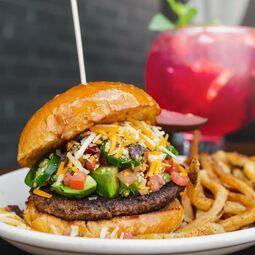 La Belle & La Boeuf - Burger Bar RestoQuebec.ca