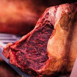 La Bête Bar Steakhouse RestoQuebec.ca