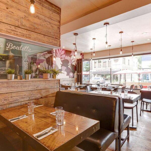LA BOULETTE - Restaurant Poutine à Rosemont-La Petite-Patrie, Montréal