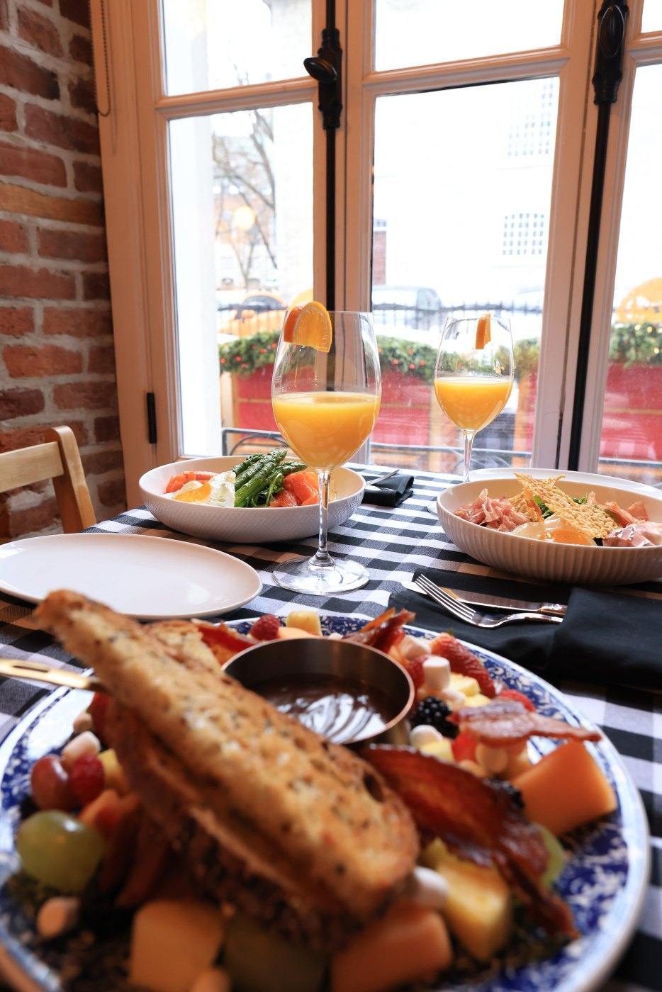 La Buchette - Buvette Québécoise - Restaurant Du Terroir à Haute-Ville (St-Jean-Baptiste), Québec