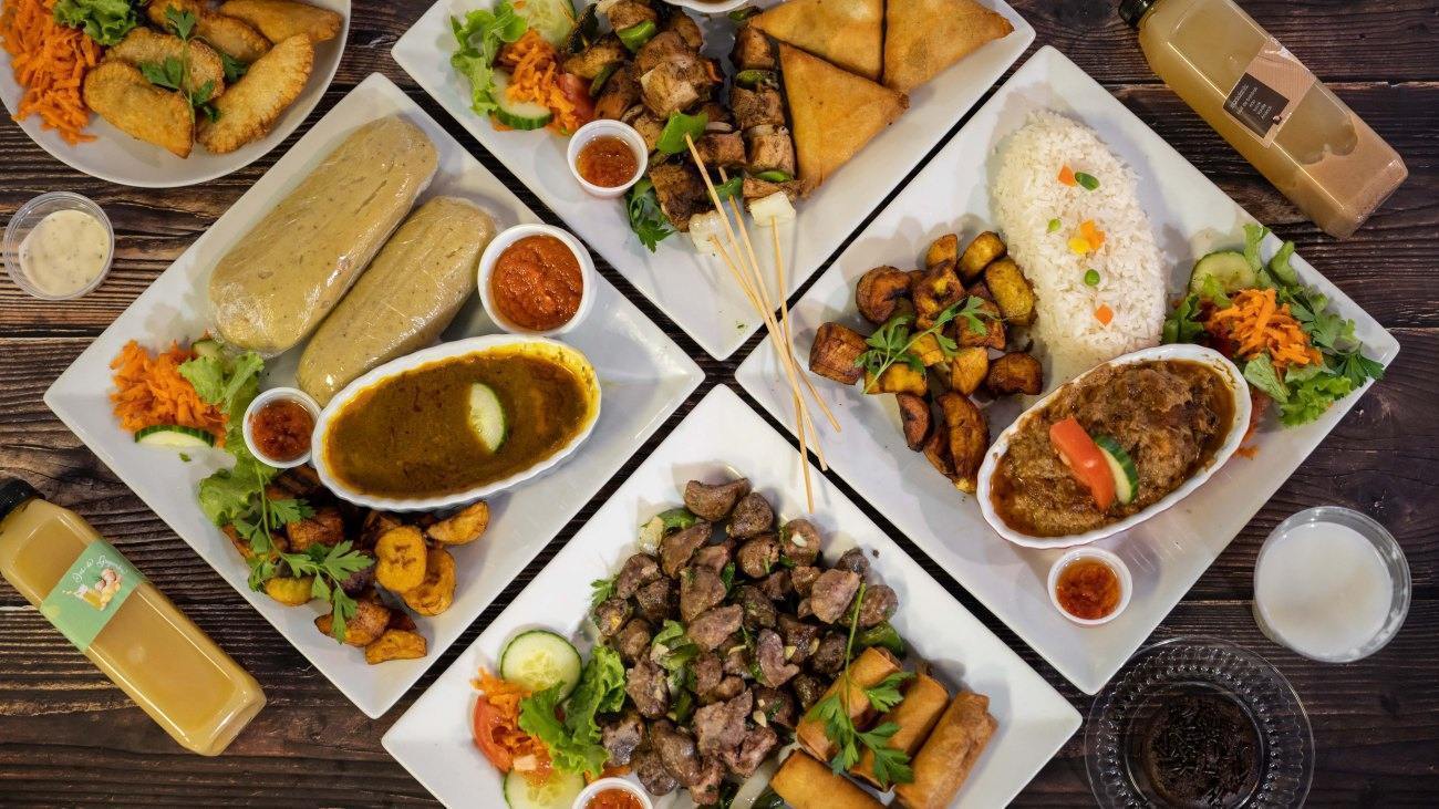 Restaurant La Calebasse - the true flavors of the tropics in the heart of Quebec, in an exotic atmosphere that transports you to the heart of Africa.