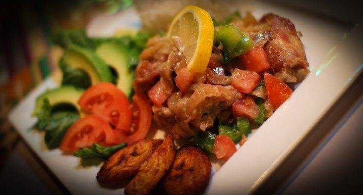 Restaurant La Calebasse - the true flavors of the tropics in the heart of Quebec, in an exotic atmosphere that transports you to the heart of Africa.