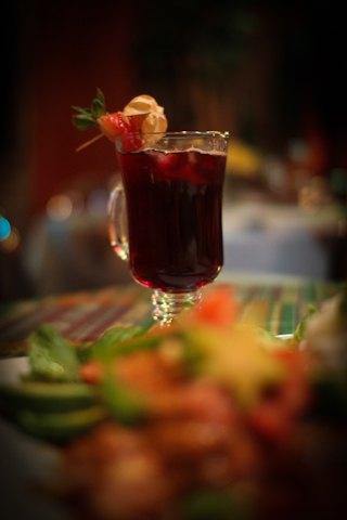 Restaurant La Calebasse - the true flavors of the tropics in the heart of Quebec, in an exotic atmosphere that transports you to the heart of Africa.