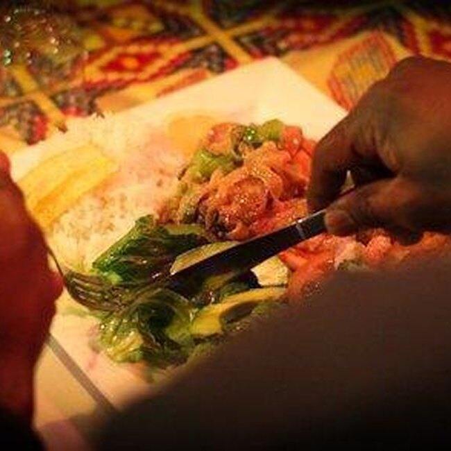 Restaurant La Calebasse - les vraies saveurs des tropiques au coeur de Québec, dans une ambiance exotique qui vous transporte en pleine Afrique.
