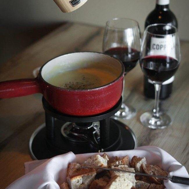 La Chaudronnée Suisse - Restaurant Fondue à Repentigny