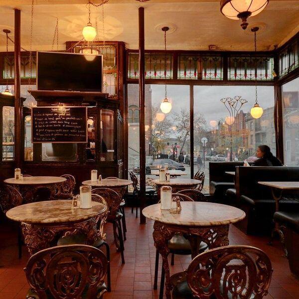 La Croissanterie Figaro - Restaurant Café à Outremont, Montréal