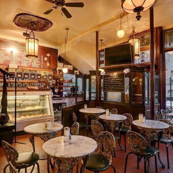 La Croissanterie Figaro - Restaurant Café à Outremont, Montréal