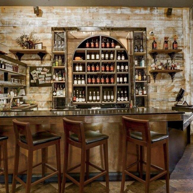 La Demande Generale Valleyfield Bistro & Buvette - Restaurant Urbaine à Salaberry-de-Valleyfield