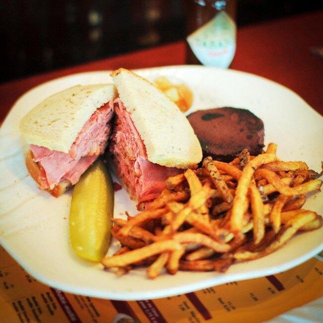 La Fabrique du Smoked Meat - Restaurant Smoked Meat à Saint-Sauveur (Quartier), Québec