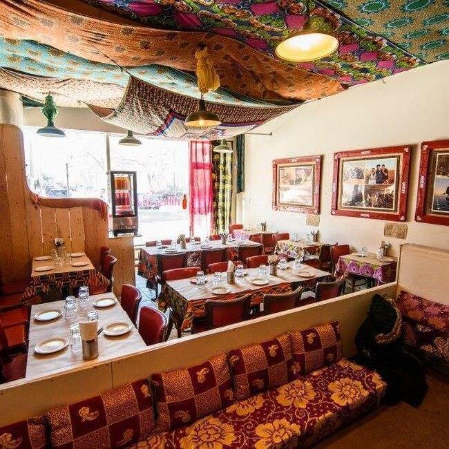 La Khaïma Cuisine Nomade - Restaurant Africaine à Le Plateau-Mont-Royal, Montréal